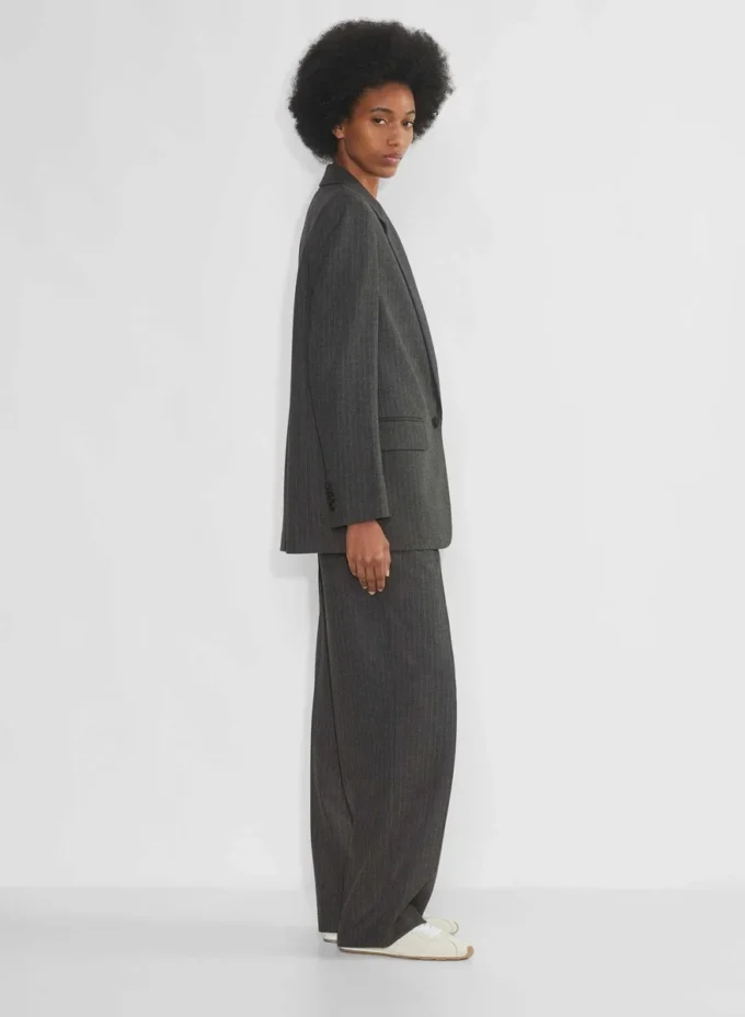 Blazer New Generation – (Re)fined Blazer New Generation – (Re)fined