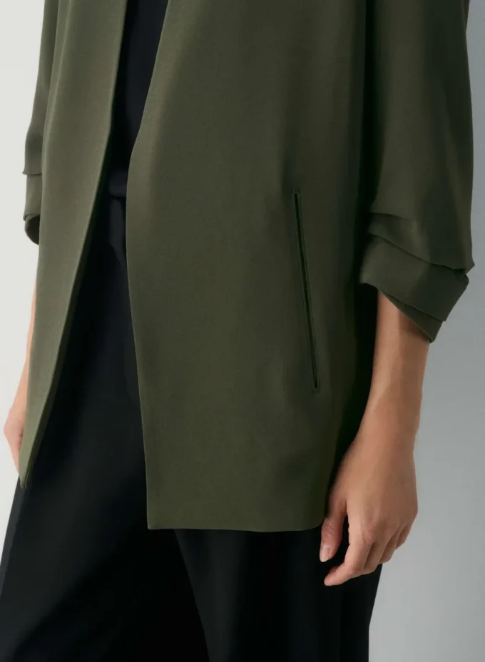 Blazer Power – Mirror Crepe™ Blazer Power – Mirror Crepe™