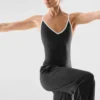 Body con cuello en V LIFE Essential