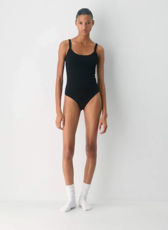 Body de cuello redondo con ribete HomeStretch™
