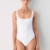 Body original con cuello cuadrado y contorno