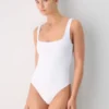 Body original con cuello cuadrado y contorno