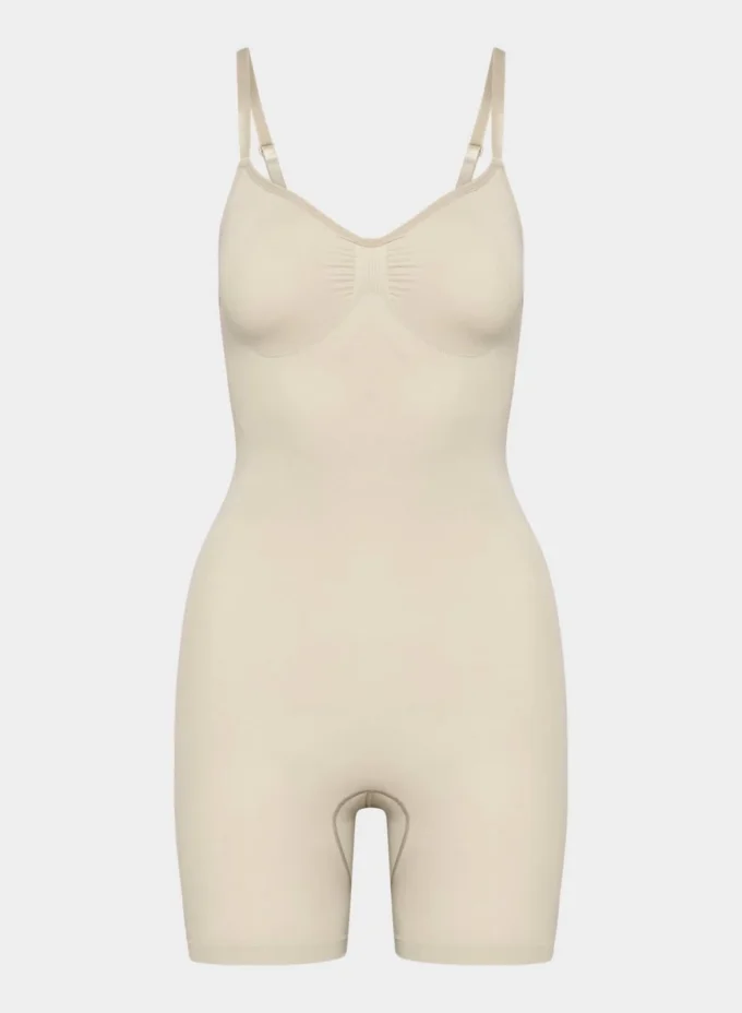 Body sin costuras ShapeEnhance™ hasta la mitad del muslo Body sin costuras ShapeEnhance™ hasta la mitad del muslo