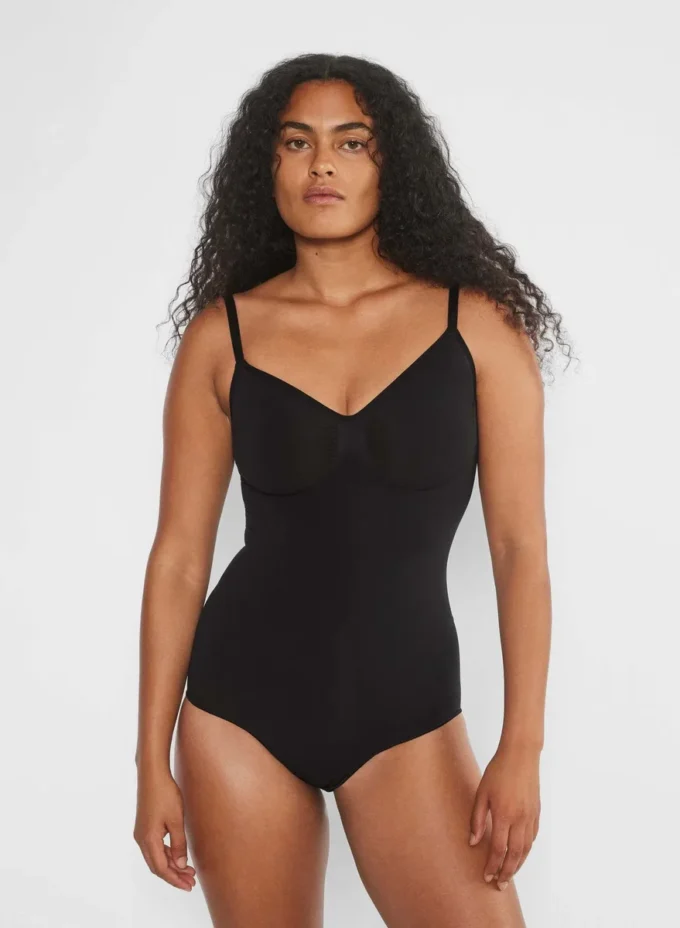 Body sin costuras ShapeEnhance™ que cubre todo el trasero Body sin costuras ShapeEnhance™ que cubre todo el trasero
