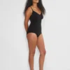 Body sin costuras ShapeEnhance™ que cubre todo el trasero Body sin costuras ShapeEnhance™ que cubre todo el trasero