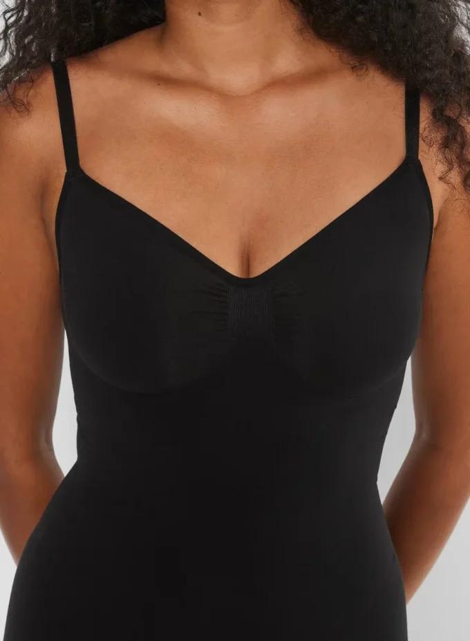 Body sin costuras ShapeEnhance™ que cubre todo el trasero Body sin costuras ShapeEnhance™ que cubre todo el trasero