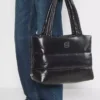 Bolso tote más pequeño The Super Puff™ – Hi-Gloss