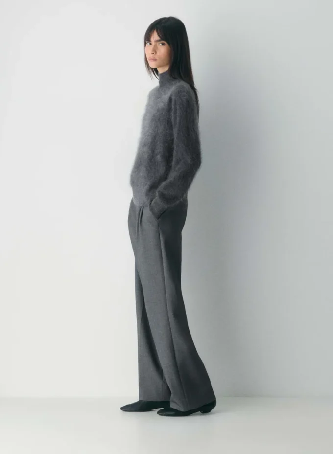 Brushed Cashmere Cuello alto holgado Brushed Cashmere Cuello alto holgado