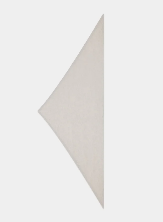 Bufanda triangular de lana merino Bufanda triangular de lana merino