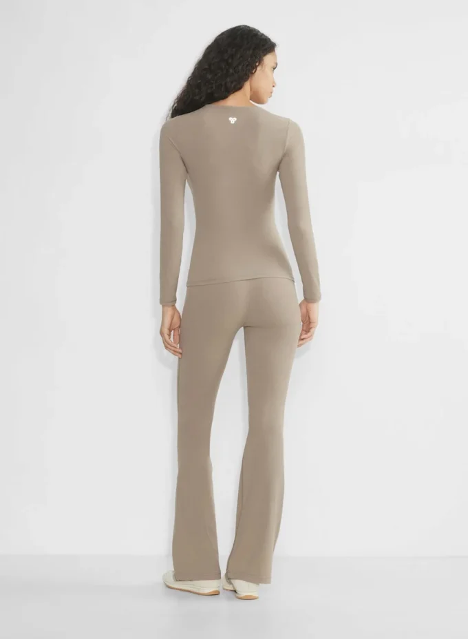 BUTTER Cheeky Hi-Rise Flare Legging