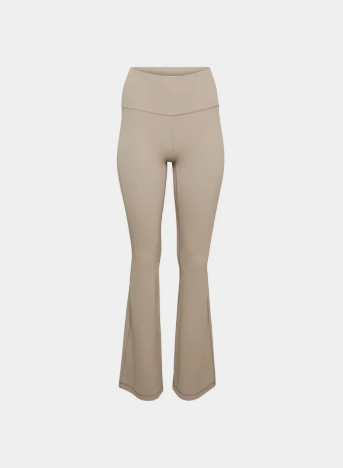 BUTTER Cheeky Hi-Rise Flare Legging