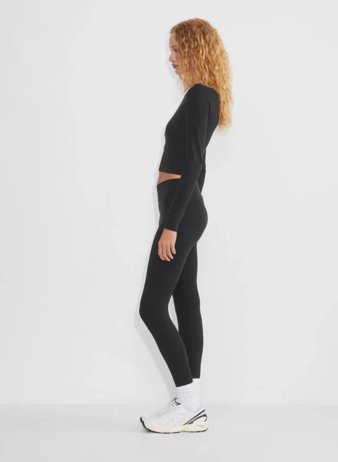 BUTTER Leggings cruzados de talle alto 26″ BUTTER Leggings cruzados de talle alto 26″
