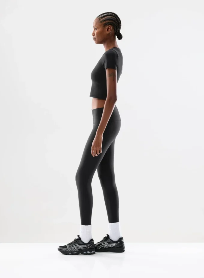 Camiseta BUTTER Essential Waist Camiseta BUTTER Essential Waist