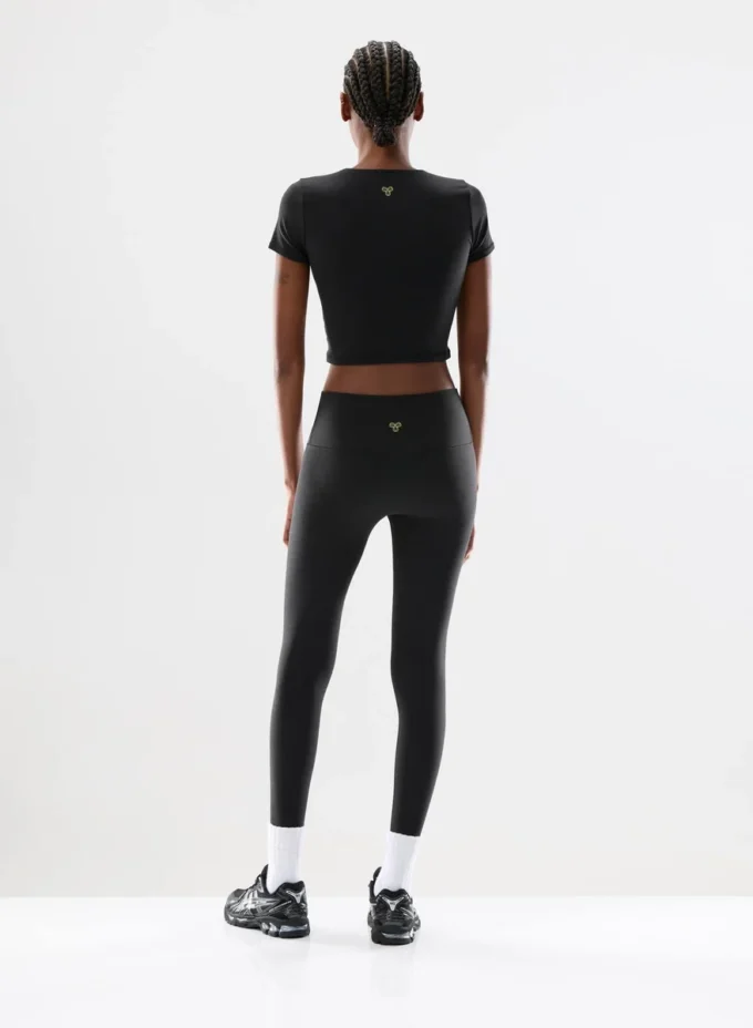 Camiseta BUTTER Essential Waist Camiseta BUTTER Essential Waist