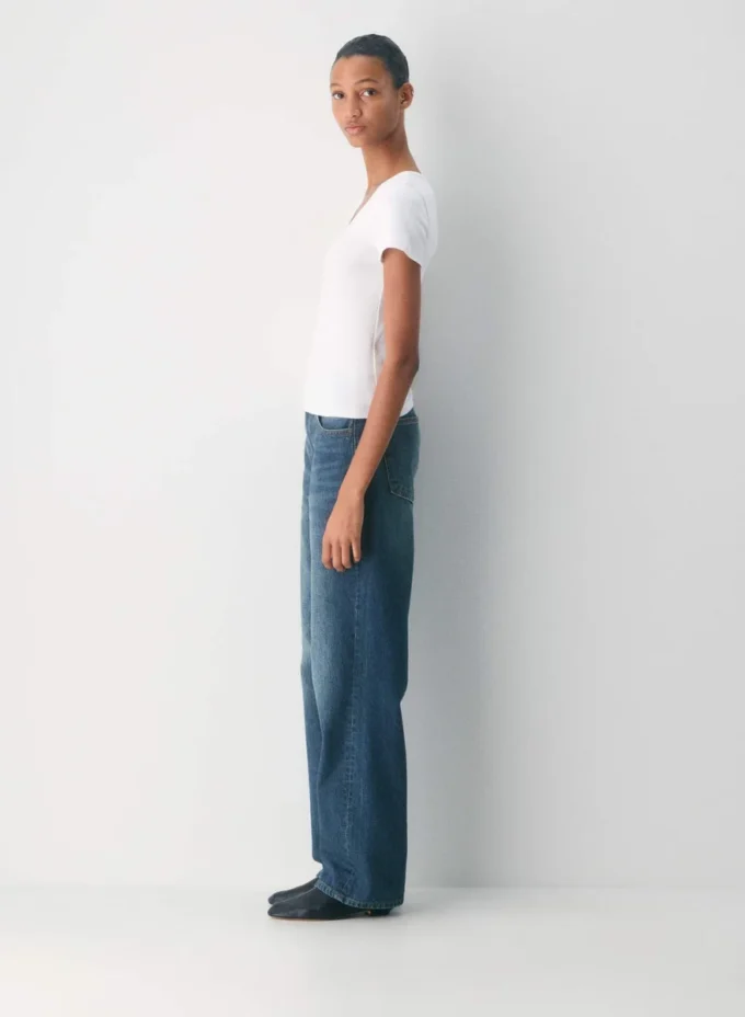 Camiseta de cuello en V HomeStretch™ Rib