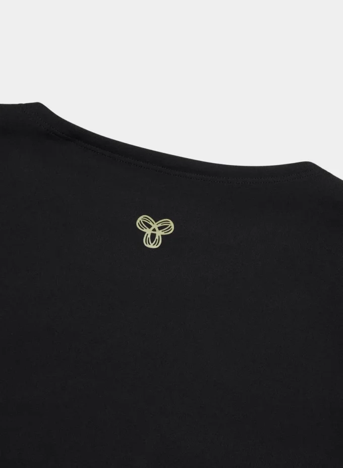 Camiseta de manga larga con cuello redondo y manga larga