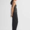 camiseta sin mangas con cuello cuadrado y tirantes ajustables de Aritzia camiseta sin mangas con cuello cuadrado y tirantes ajustables de Aritzia
