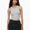 Camiseta sin mangas con cuello redondo y cintura elástica HomeStretch™ Rib Camiseta sin mangas con cuello redondo y cintura elástica HomeStretch™ Rib