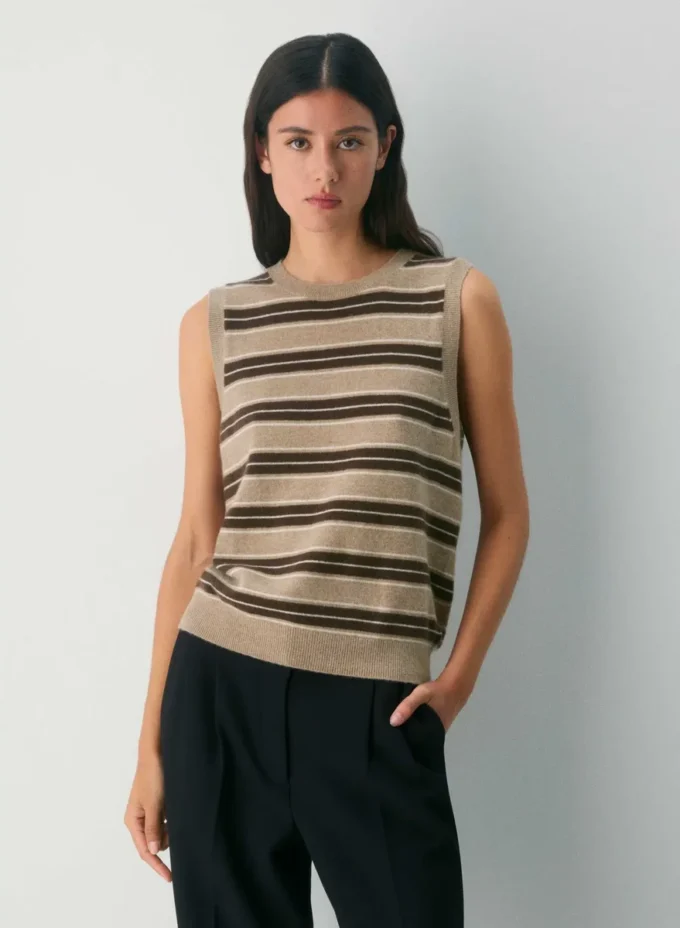 Chaleco de punto de cuello redondo Bare Cashmere Chaleco de punto de cuello redondo Bare Cashmere