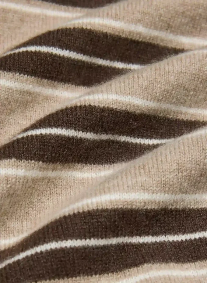 Chaleco de punto de cuello redondo Bare Cashmere Chaleco de punto de cuello redondo Bare Cashmere