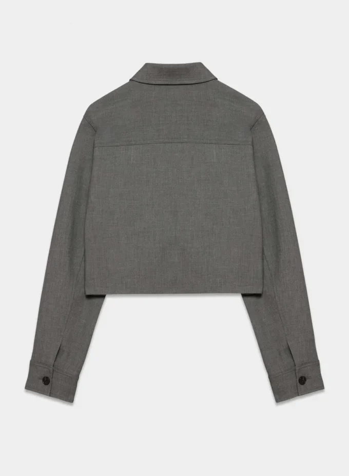 Chaqueta corta pequeña – (Re)ssential Chaqueta corta pequeña – (Re)ssential