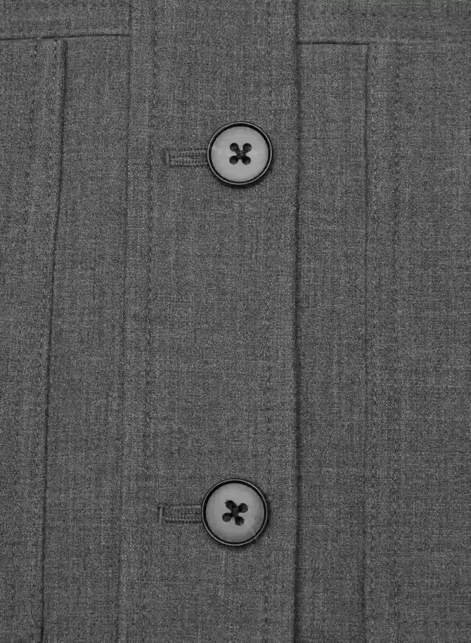 Chaqueta corta pequeña – (Re)ssential Chaqueta corta pequeña – (Re)ssential