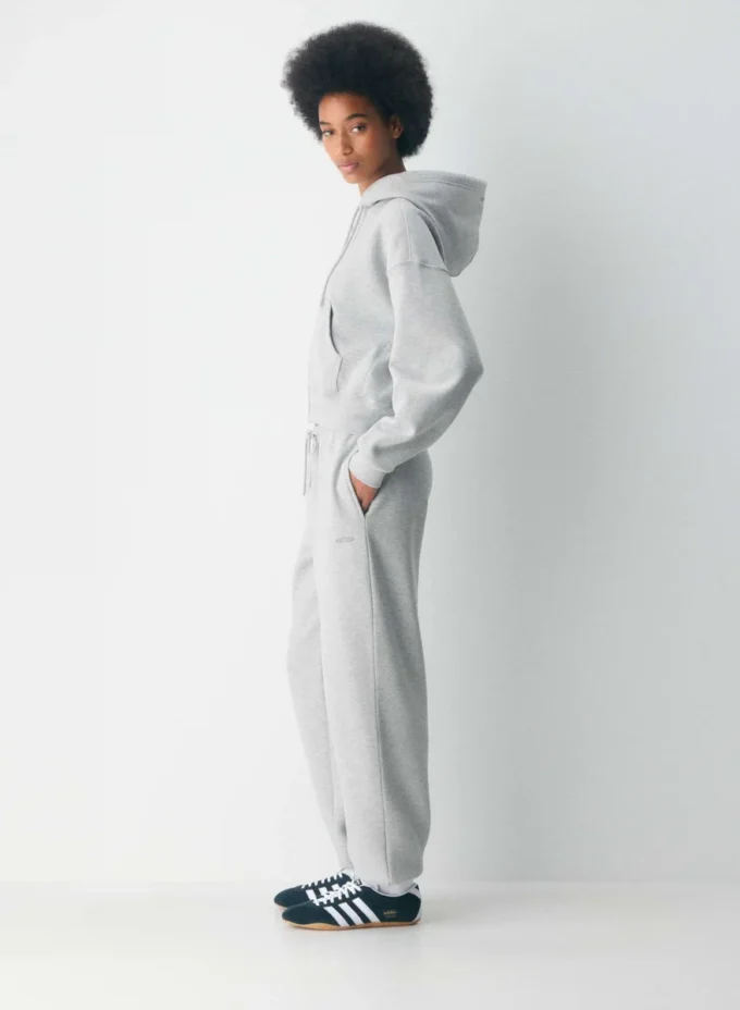 Cómodos pantalones de chándal mega holgados