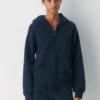 Cozy Sweatfleece de Aritzia. Mini shorts perfectos de talle alto Cozy Sweatfleece de Aritzia. Mini shorts perfectos de talle alto