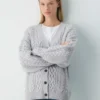 Cárdigan de cuello en V de lana merino Heritage Knit