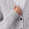 Cárdigan de cuello en V de lana merino Heritage Knit