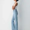 Denim Forum Los vaqueros slim bootcut de talle alto Nina de los años 90 Denim Forum Los vaqueros slim bootcut de talle alto Nina de los años 90