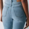 Denim Forum Los vaqueros slim bootcut de talle alto Nina de los años 90 Denim Forum Los vaqueros slim bootcut de talle alto Nina de los años 90