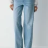 Denim Forum Los vaqueros vintage de los 90, de talle bajo y corte acampanado Denim Forum Los vaqueros vintage de los 90, de talle bajo y corte acampanado
