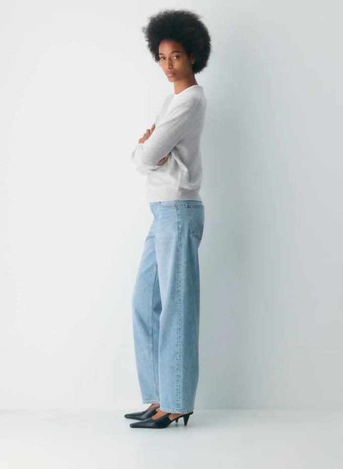 Denim Forum Los vaqueros vintage de los 90, de talle bajo y corte acampanado Denim Forum Los vaqueros vintage de los 90, de talle bajo y corte acampanado