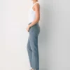 Denim Forum Tilda Vaqueros rectos de talle bajo y corte curvo Denim Forum Tilda Vaqueros rectos de talle bajo y corte curvo
