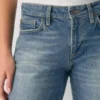 Denim Forum Tilda Vaqueros rectos de talle bajo y corte curvo Denim Forum Tilda Vaqueros rectos de talle bajo y corte curvo