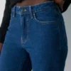 Denim Forum Uma Curve-fit Hi-rise Straight Jean Denim Forum Uma Curve-fit Hi-rise Straight Jean