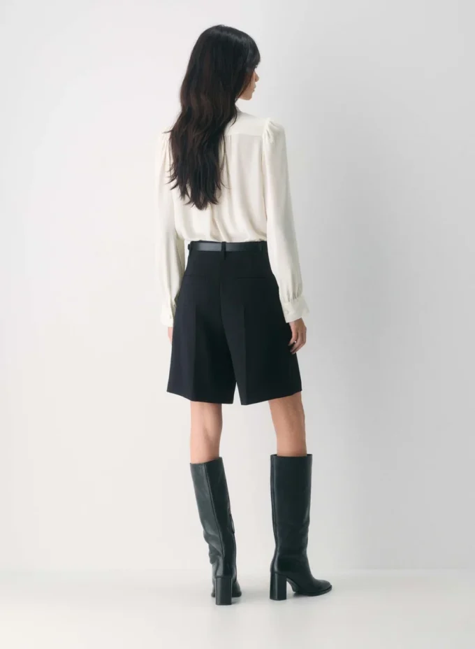 Dossier Short Dossier Short