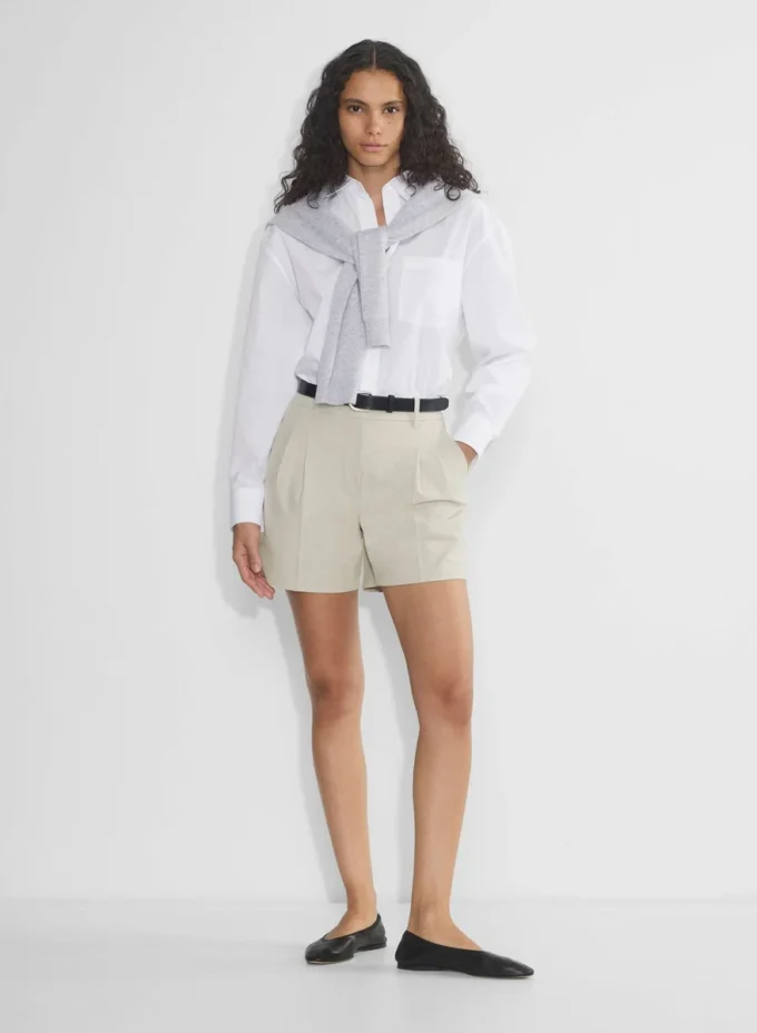 Effortless Short™ Mid-thigh – (Re)ssential Light Effortless Short™ Mid-thigh – (Re)ssential Light