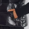 El chaleco SuperSnug Puff™ – Hi-Gloss