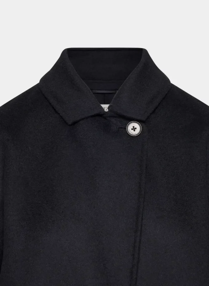 El único abrigo de doble cara: Luxe (Re)Wool El único abrigo de doble cara: Luxe (Re)Wool