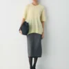 Feather Cashmere de Aritzia, 100 % ligero como una pluma. Jersey de manga corta holgado