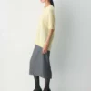 Feather Cashmere de Aritzia, 100 % ligero como una pluma. Jersey de manga corta holgado