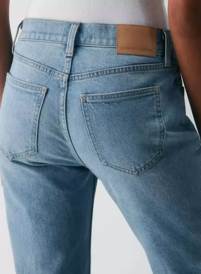 Foro sobre denim Vaqueros rectos de talle super bajo Nico Foro sobre denim Vaqueros rectos de talle super bajo Nico