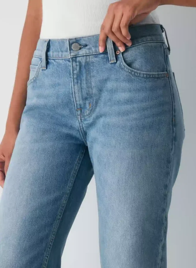 Foro sobre denim Vaqueros rectos de talle super bajo Nico Foro sobre denim Vaqueros rectos de talle super bajo Nico