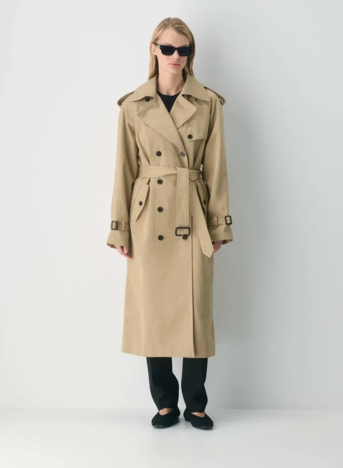 Gabardina Virtue – Sarga rica Gabardina Virtue – Sarga rica