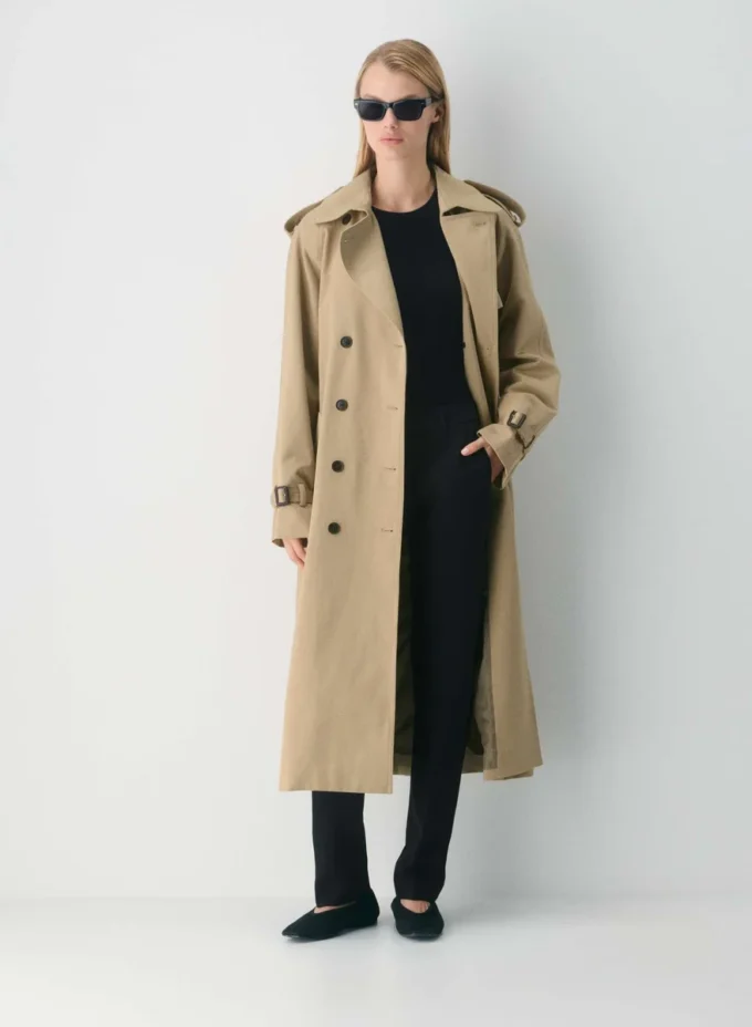 Gabardina Virtue – Sarga rica Gabardina Virtue – Sarga rica