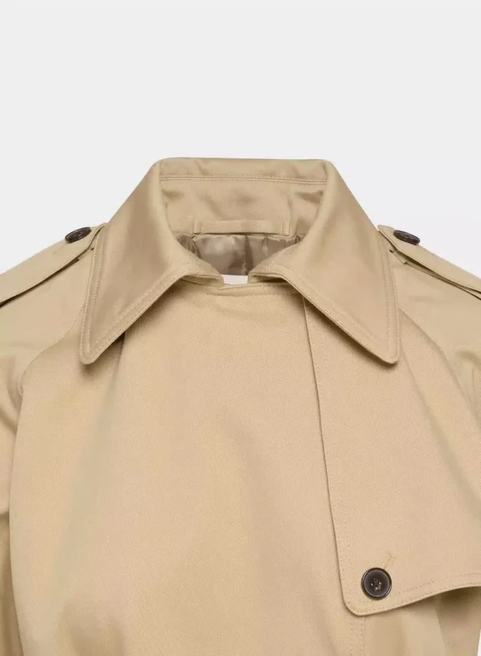 Gabardina Virtue – Sarga rica Gabardina Virtue – Sarga rica