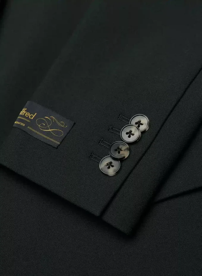 Generation Blazer – (Re)ssential