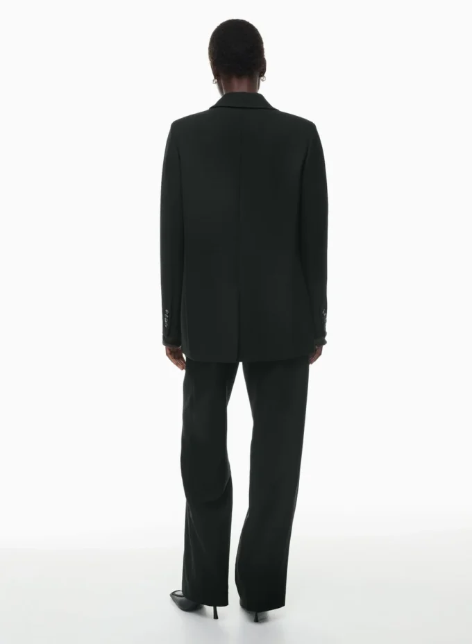 Generation Blazer – (Re)ssential